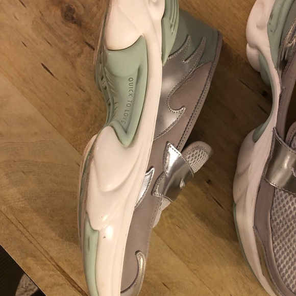 Soul Speed Maverick Silver and White Loafers - W8/M6 generous - Picture 11 of 16